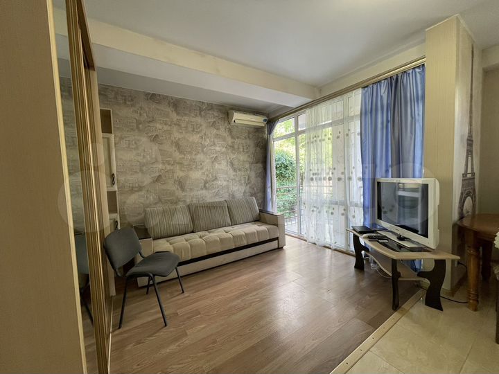 2-к. квартира, 48 м², 2/8 эт.