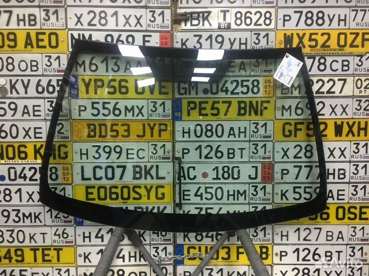 Лобовые стекла Bentley установка с гарантией