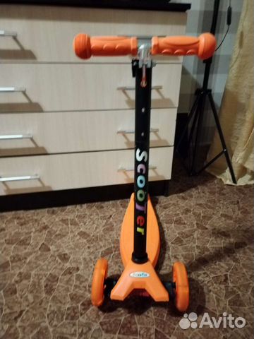 Самокат детский трехколесный