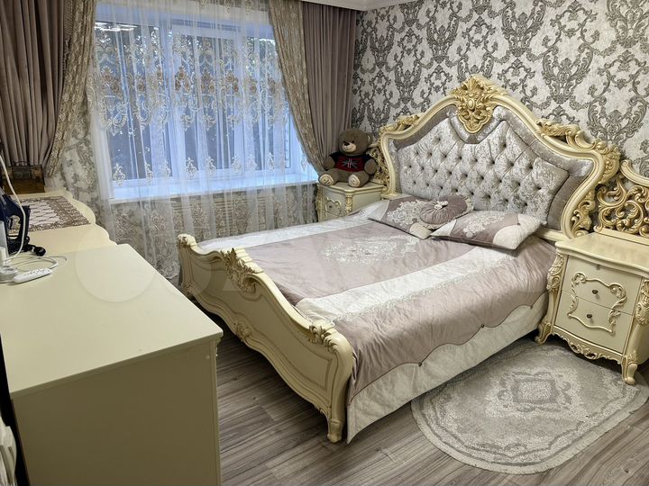 3-к. квартира, 65 м², 3/5 эт.