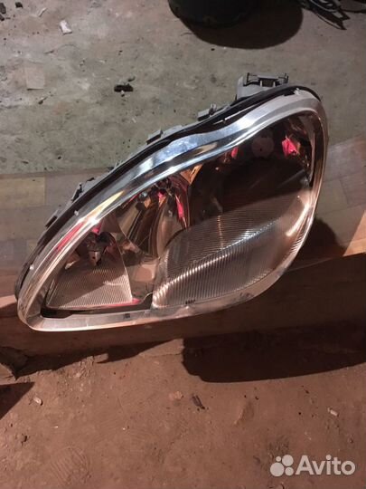 Фары на запчасти Mercedes 220