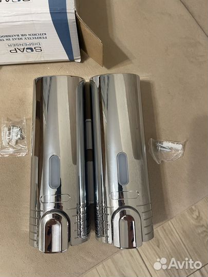 Дозатор Remihof двойной настенный для моющ.сред-ва