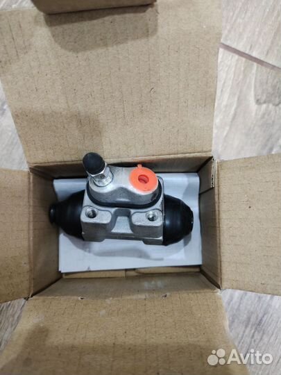 Цилиндр тормозной колесный 17.5 левый Hyundai acce