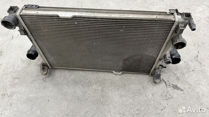 Кассета радиаторов мерседес w 207-C 207-С 205