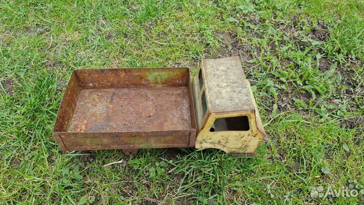 Игрушка Железная машинка СССР. Беспл дост