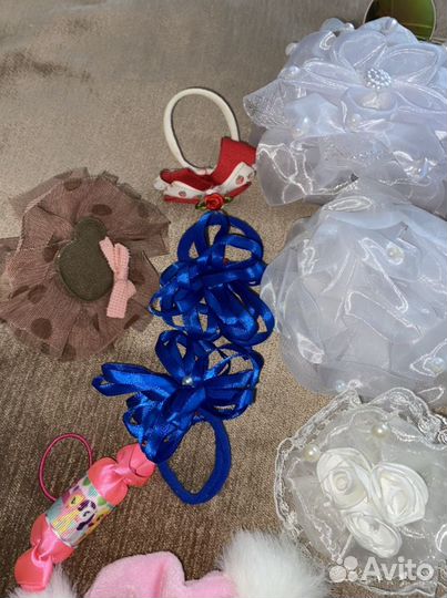 Банты и заколки для волос