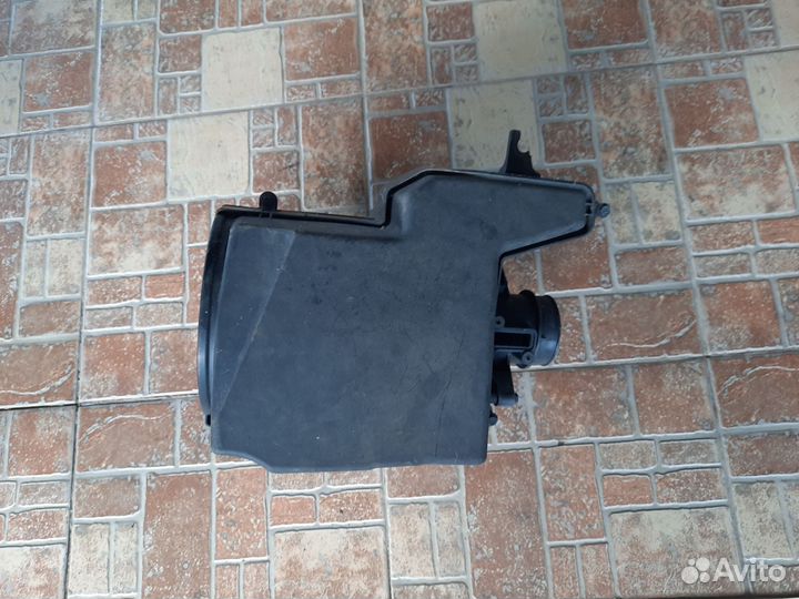 Корпус воздушного фильтра ford focus 2