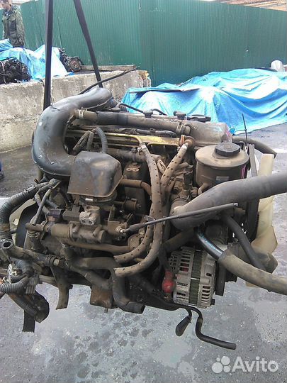 Двигатель nissan caravan E24 ka24de