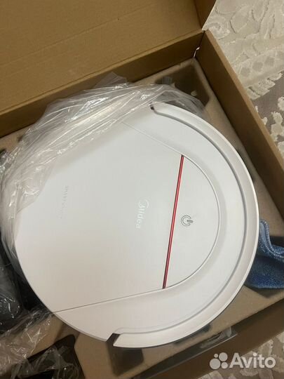 Робот пылесос midea