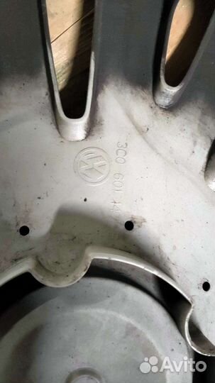 Колпаки на Volkswagen r16