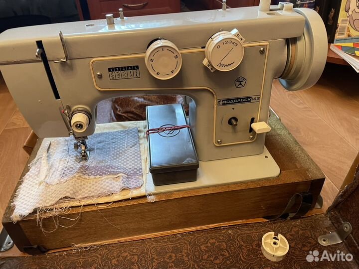 Швейная машинка подольская ручная
