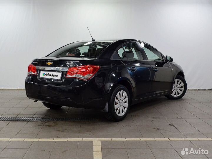 Chevrolet Cruze 1.6 МТ, 2011, 110 000 км