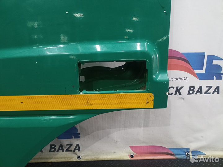 Дверь левая Mercedes-Benz Axor, камаз 5490