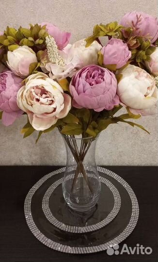 Сервировочные салфетки (4шт.в комплекте+1поменьше)