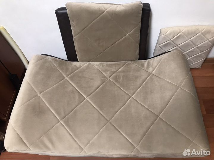 Диванчик для животных