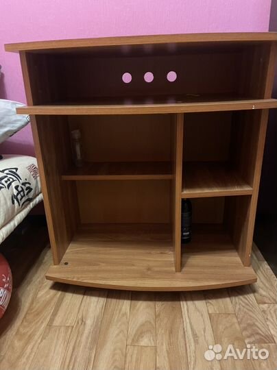 Тумба под телевизор