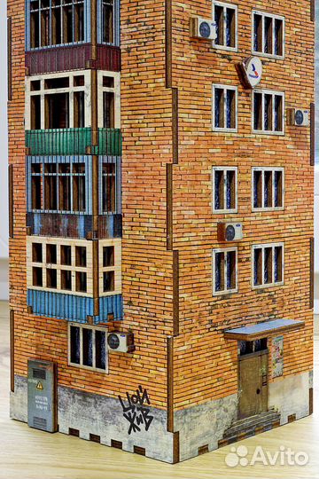 Подарочная коробка для бутылки 