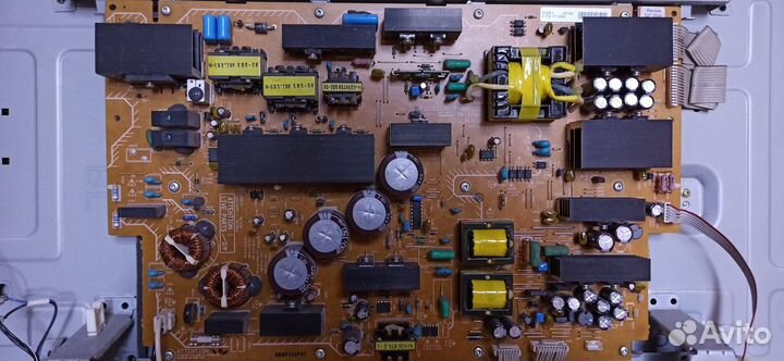 Блок питания от телевизора 52PFL9703D/10