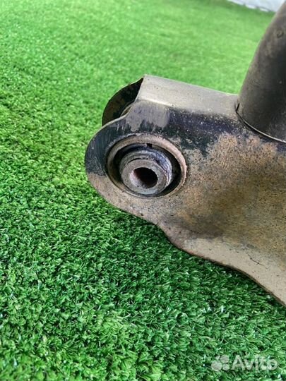 Рычаг нижний Mazda Mazda 3 (BL) 2008-2013г BL