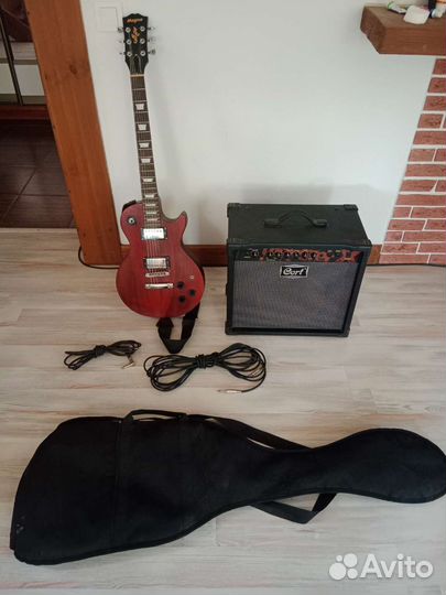 Электро гитара с комбиком