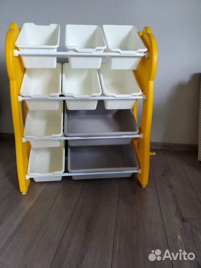 Стеллаж для игрушек