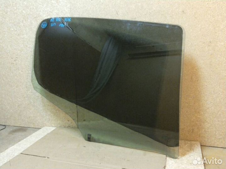 Стекло двери заднее правое Peugeot 308 1.6 EP6