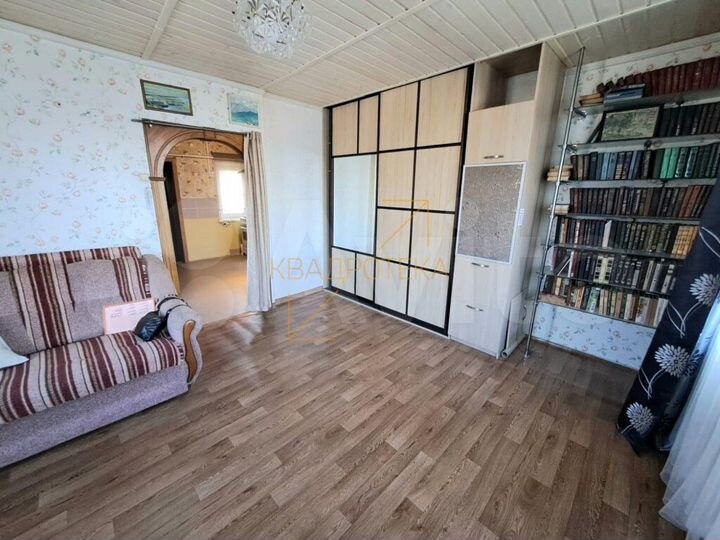 Дом 58 м² на участке 2 сот.