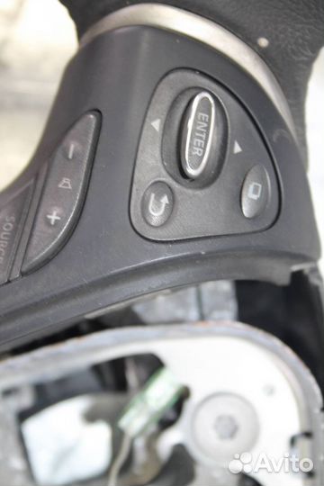 Руль Nissan Pathfinder R52