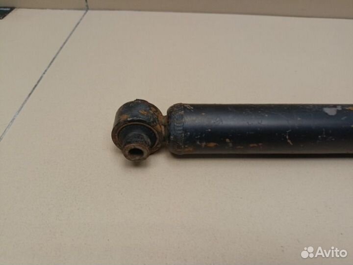 Амортизатор задний Toyota Corolla 1zrfe 1600CC