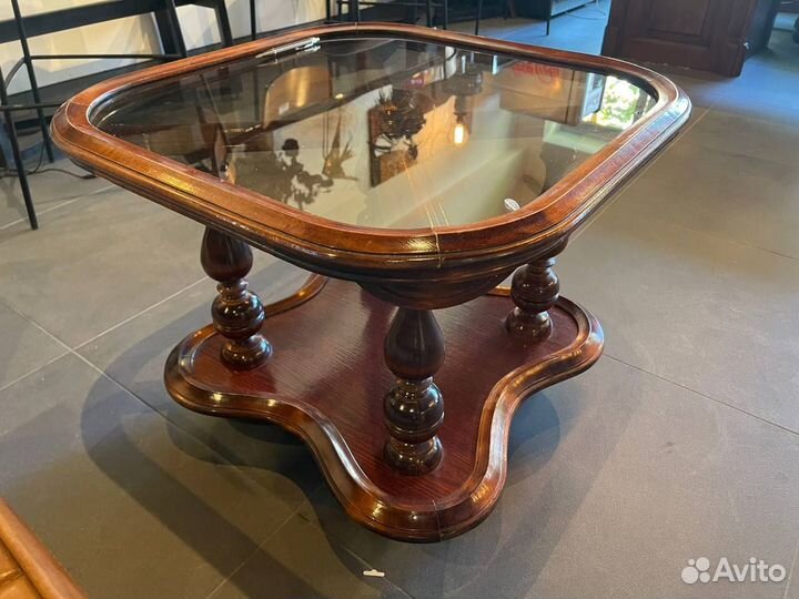 Журнальный стол