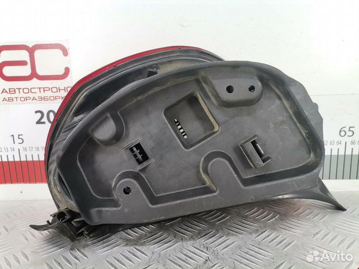 Фонарь задний левый габаритный для Citroen C5 1