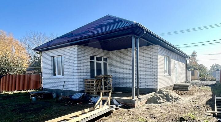 Дом 93 м² на участке 5 сот.