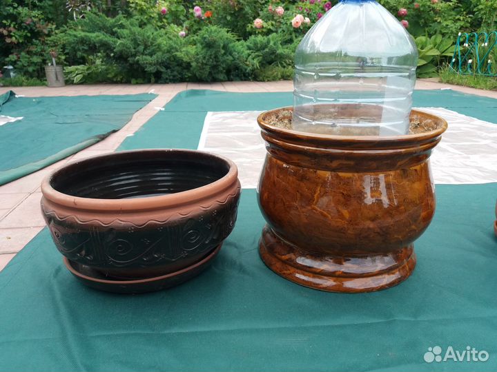 Большие керамические горшки