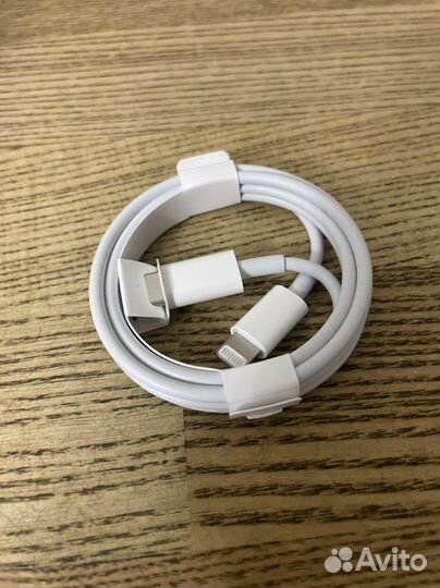 Шнур для зарядки iPhone (айофна) новый (оригинал)