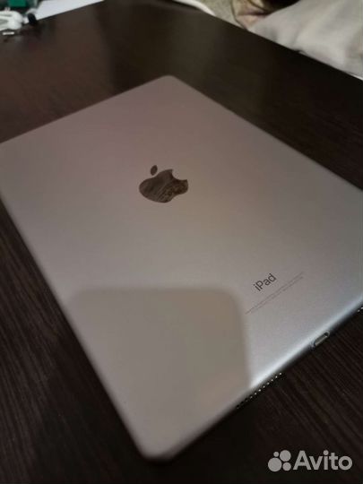 iPad pro 10.5 64gb wifi a1701