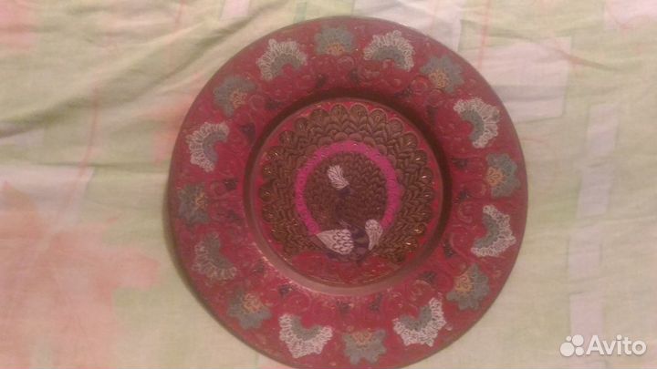 Латунная тарелка