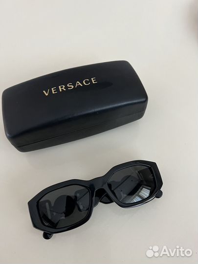 Очки Versace