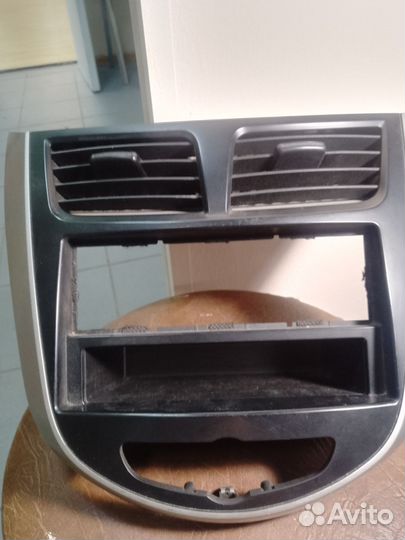 Рамка автомагнитолы