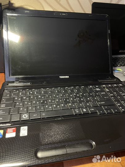 Ноутбук toshiba