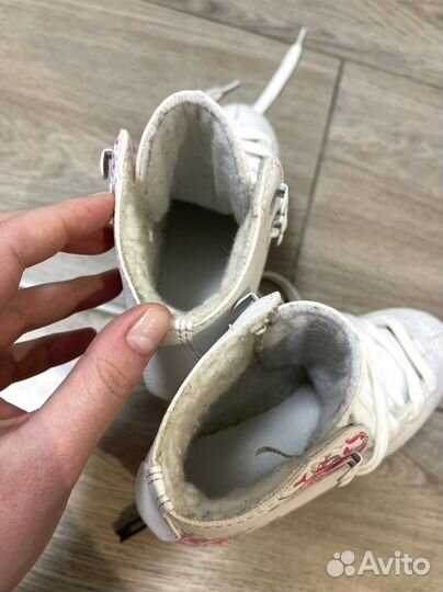 Фигурные коньки, р-р 30