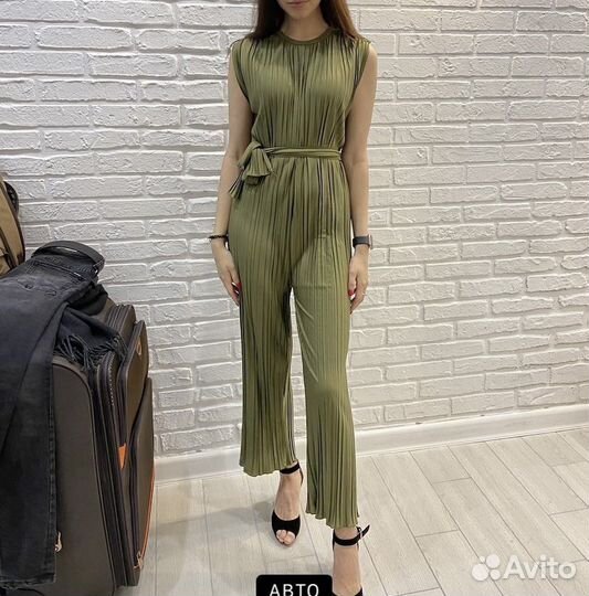 Комбинезон женский Zara