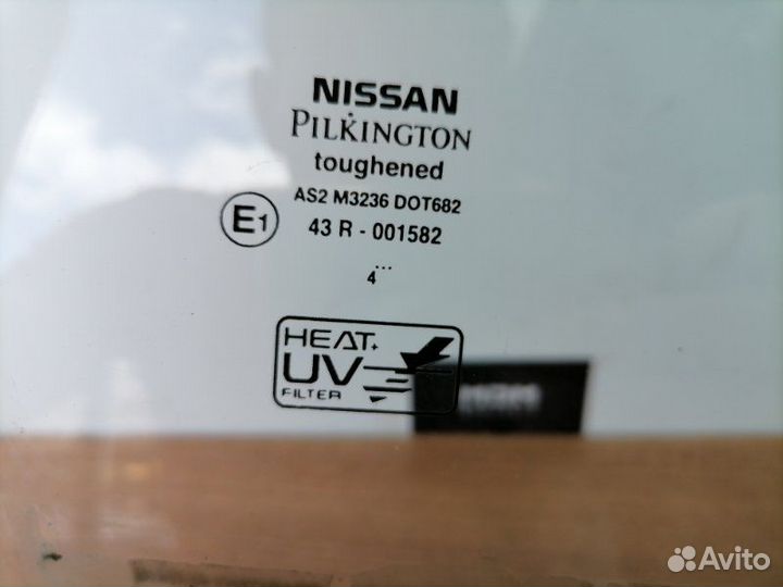 Стекло Ниссан Альмера Н16 Nissan Almera N16 правое