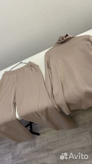 Костюм женский теплый