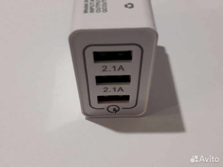 Сетевое зарядное устройство