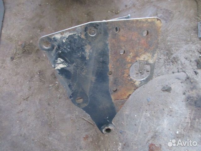 Кронштейн переднего бампера MAN TGA