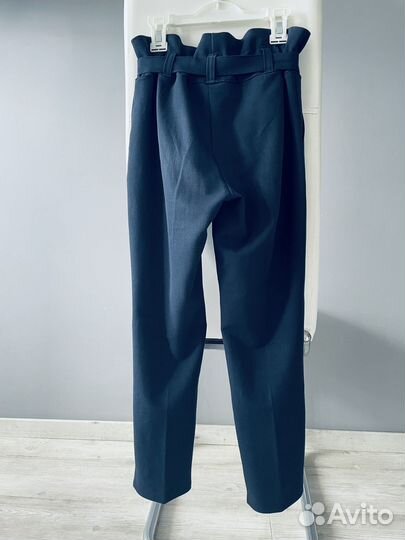 Школьные укороченные брюки на девочку 134 (8-9)