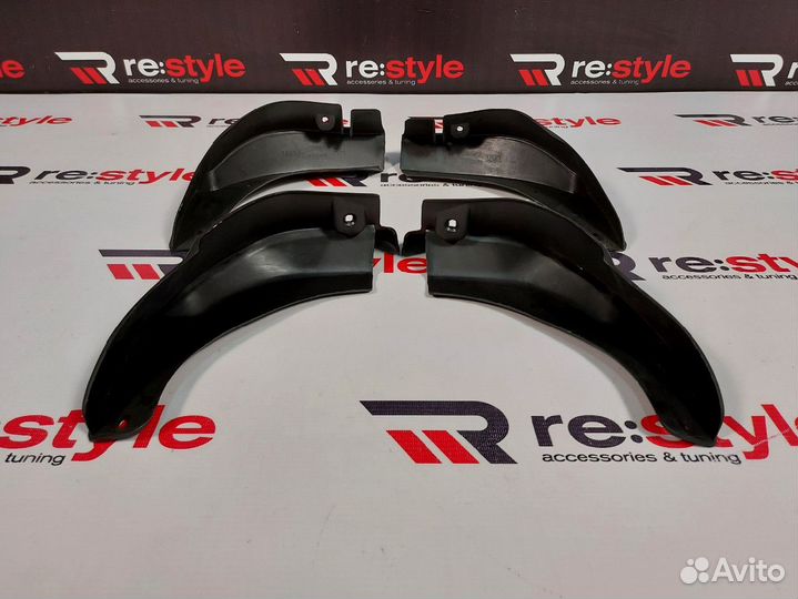 Брызговики Toyota Corolla 100 Универсал 1090 S2003