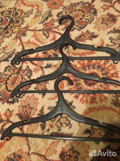 Вешалки плечики