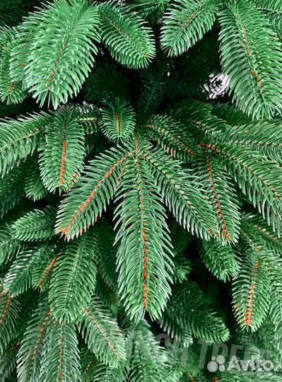 Елка искусственная