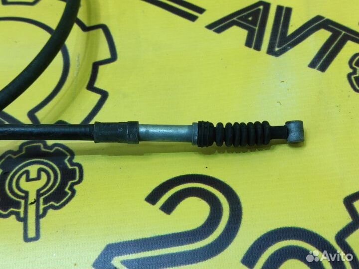 Трос стояночного тормоза задний правый Toyota